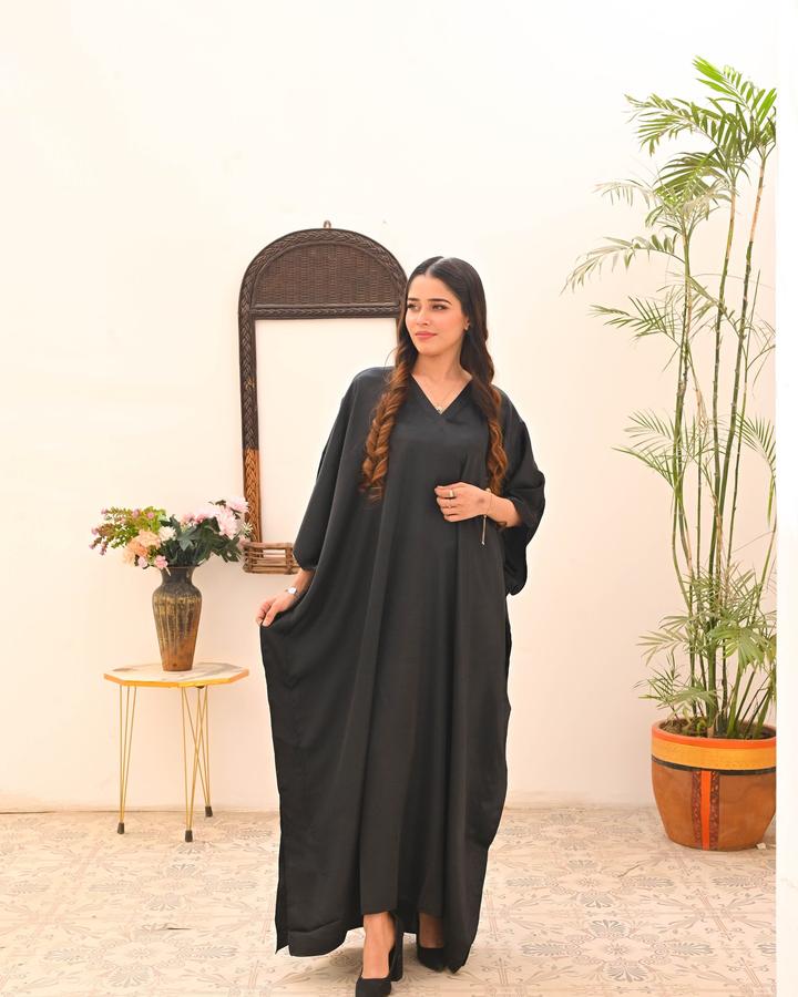 CRYSTAL SOLID KAFTAN
